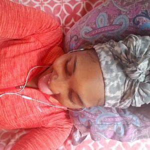 Meet your Posher, Mesha