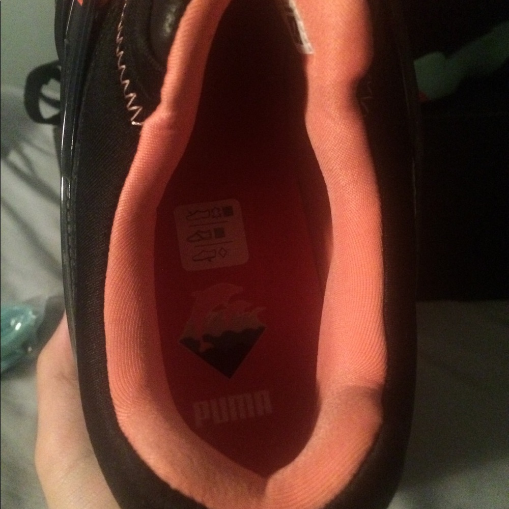 Puma x Pink Dolphin collaborative sneaker - Picture 4 of 8