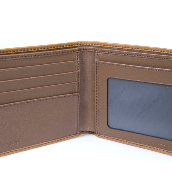 Horseferry Check International Bifold Wallet - Picture 3 of 5