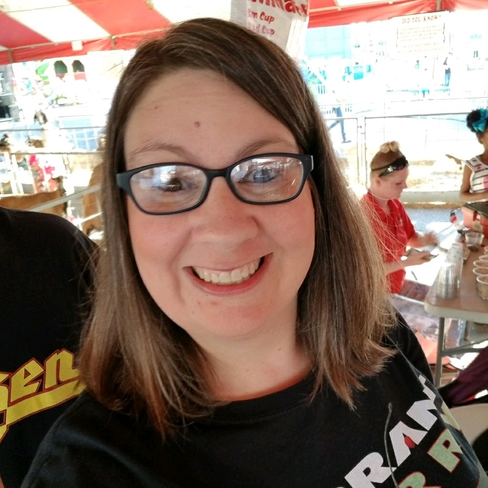 Meet your Posher, Lisa