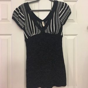 💝 Anthropologie sweater top or very short dress S 💝 Anthropologie sweater top or very short dress S