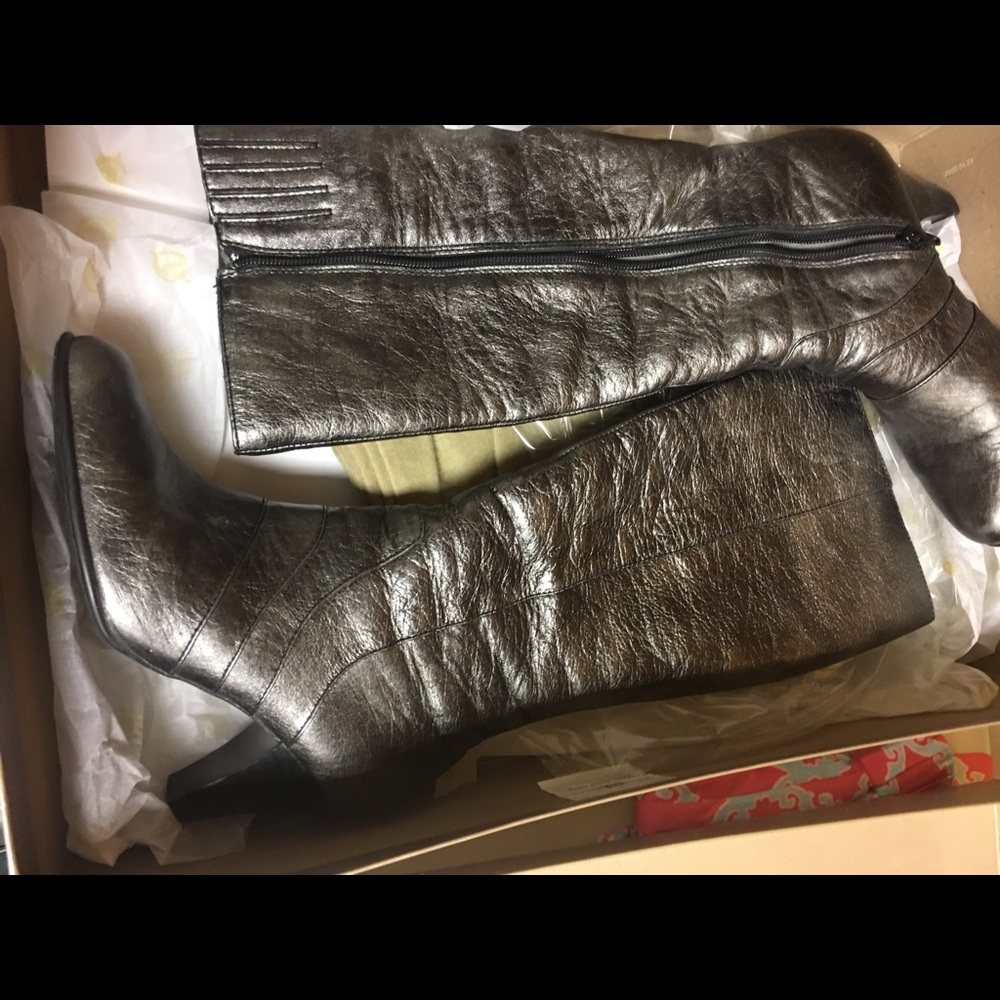 Born Metallic Boots