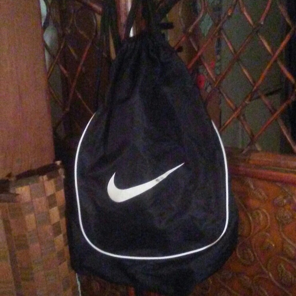 New Nike drawstring bag