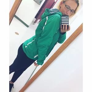 Meet your Posher, Ashlee