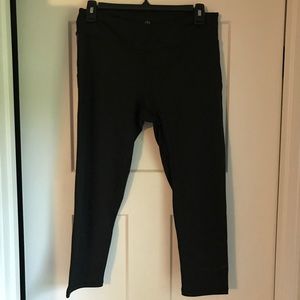 Gaiam Capri Leggings, Medium
