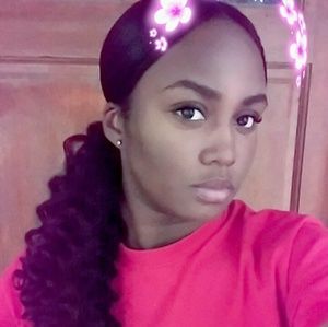 Meet your Posher, Imira