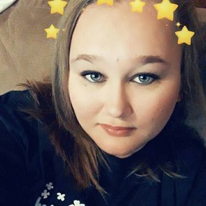 Meet your Posher, Dominique