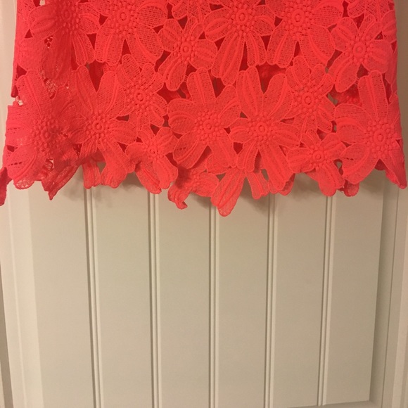 Worn once Gianni Bini crop top - Picture 4 of 4