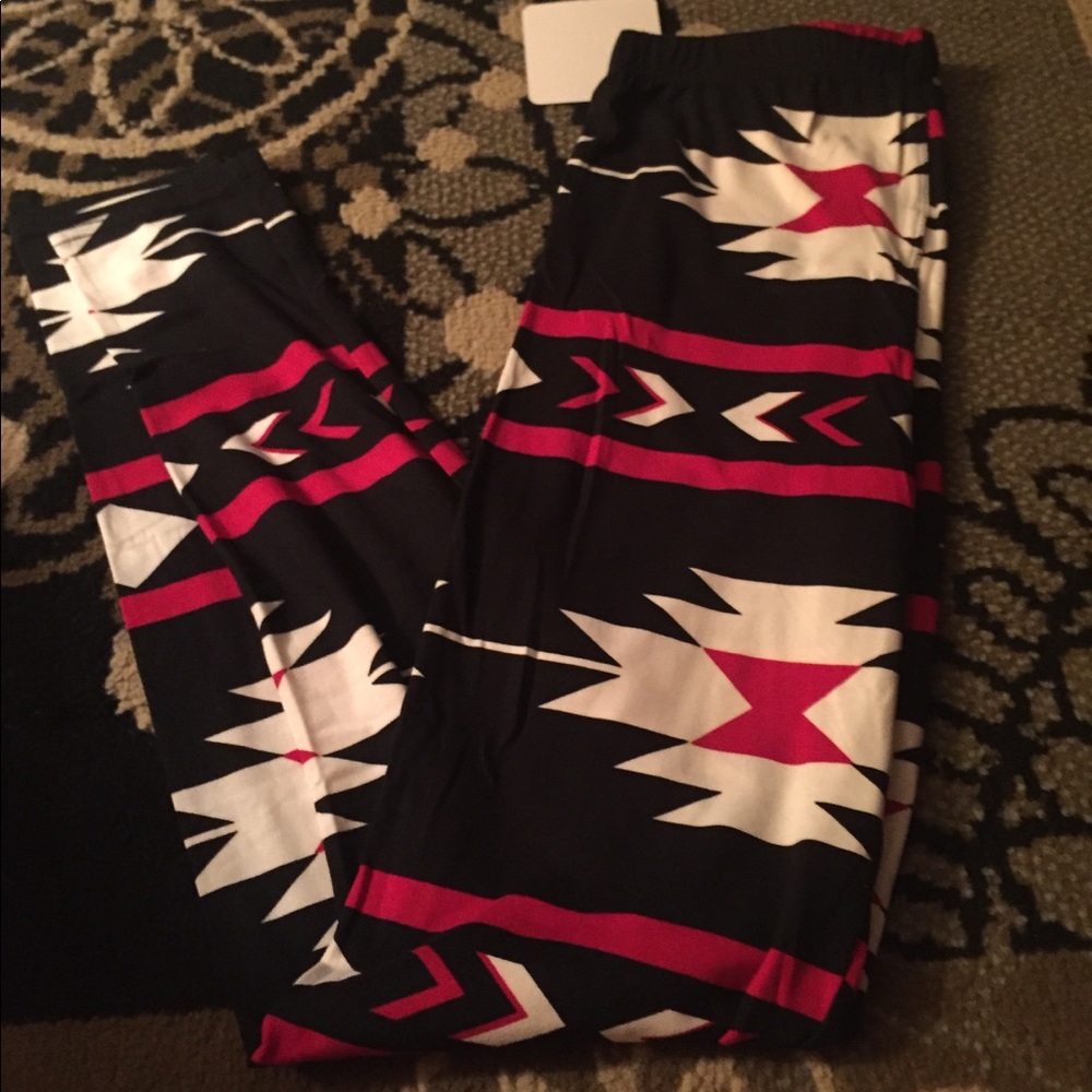 Aztec Leggings one size. Soft and gorgeous