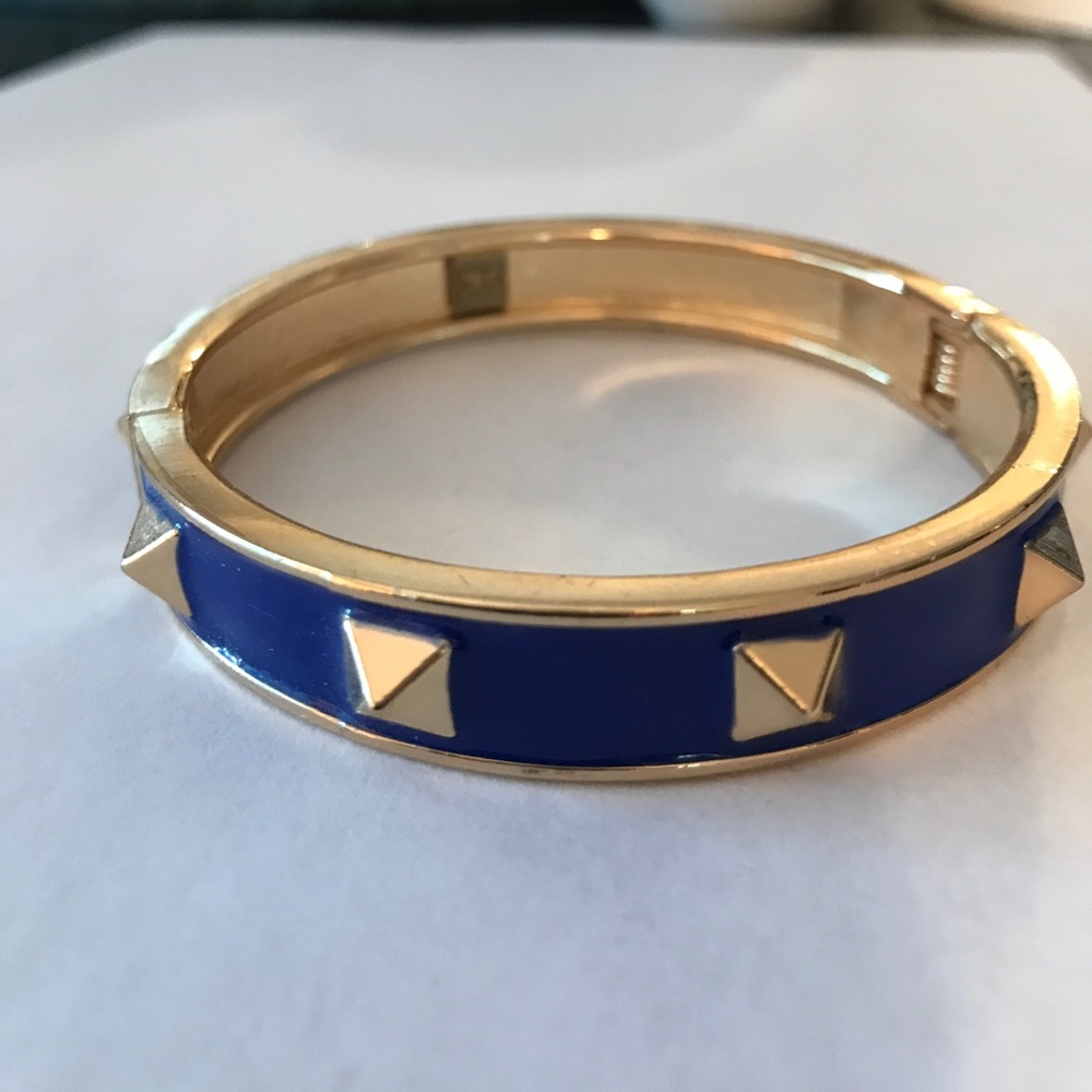 Bangle with studs!