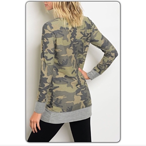 💥HOTSALE💥Fitted Camo Lace Up Tunic Top sold - Picture 5 of 5