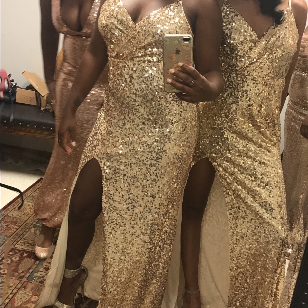 Dress - Picture 2 of 3