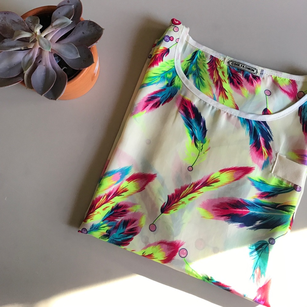 Feather Print Fashion Top