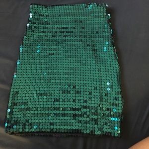 Skirt for H&M green sequence two piece