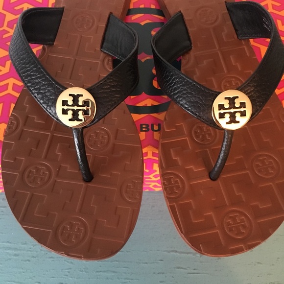 NWT! Tory Burch Black Leather Thora Sandals - Picture 2 of 5