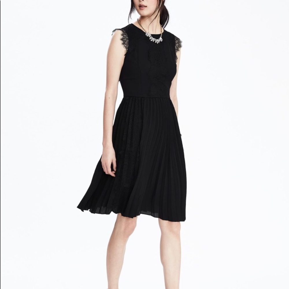 NWT Banana Republic Little Black Dress Size 4