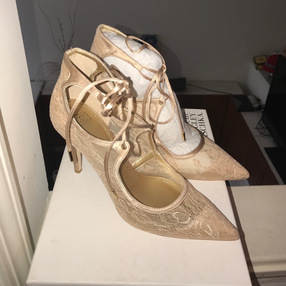 Badgley Mischka Lace And Satin Heels