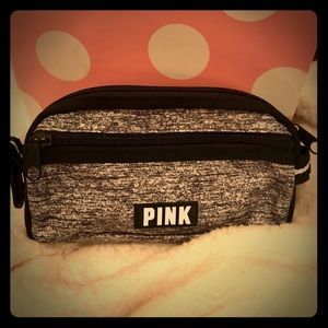💞PINK Victoria’s Secret Small Makeup Bag💞