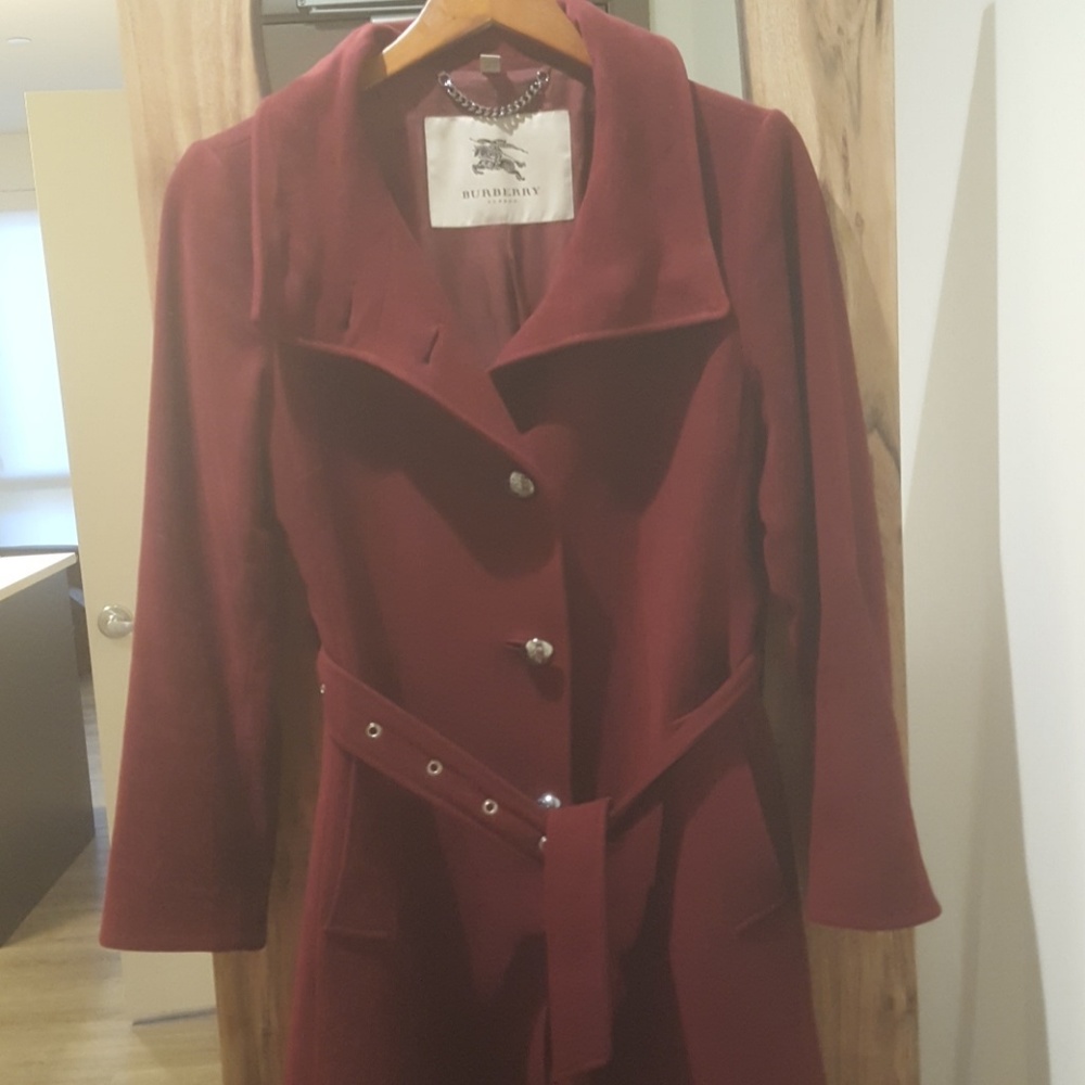 GUC Burberry red wool coat
