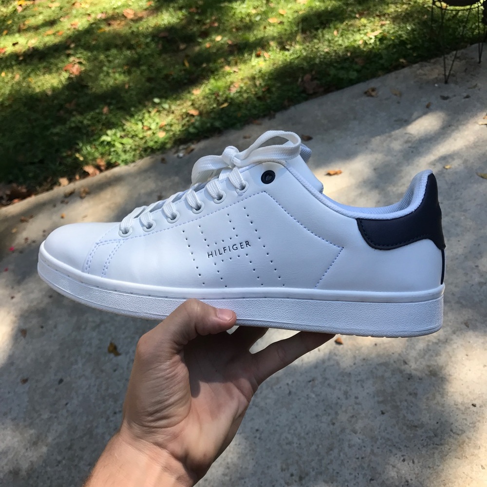 Fresh New Tommy Hilfiger Sneakers Unisex Men's 10