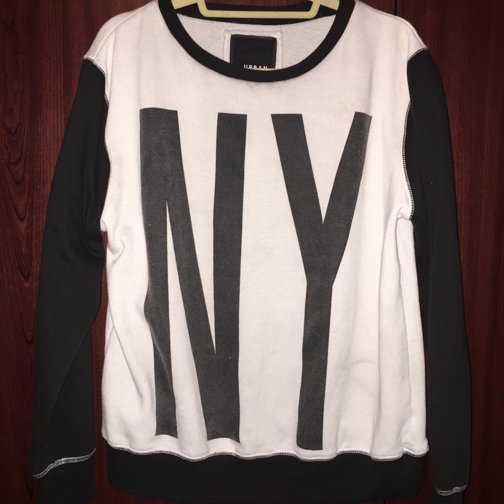 OVERSIZED NY SWEATSHIRT