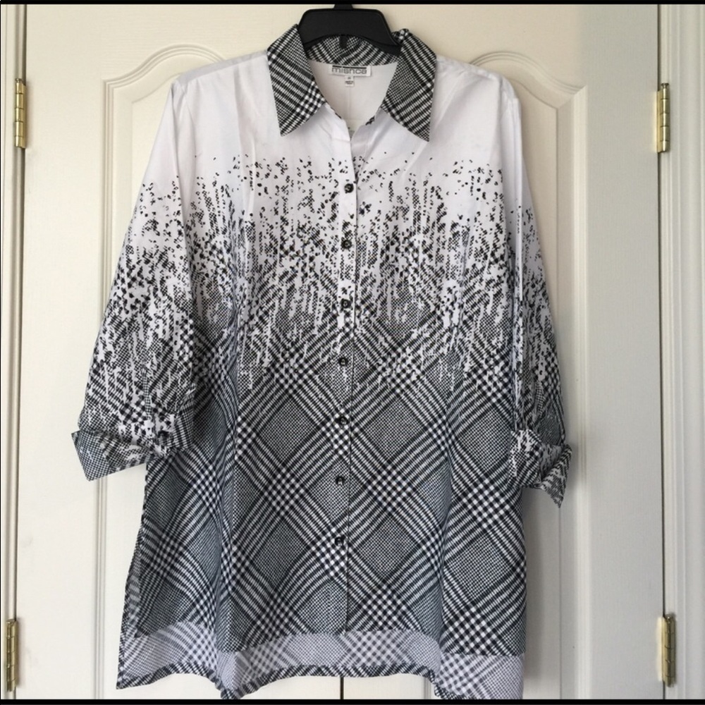 Black and White button down shirt