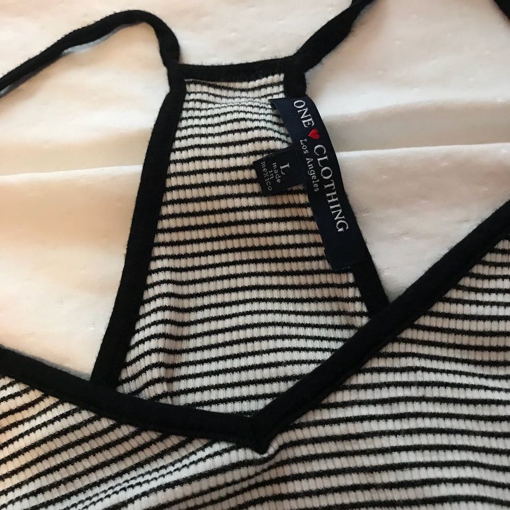 Striped romper - Picture 2 of 4