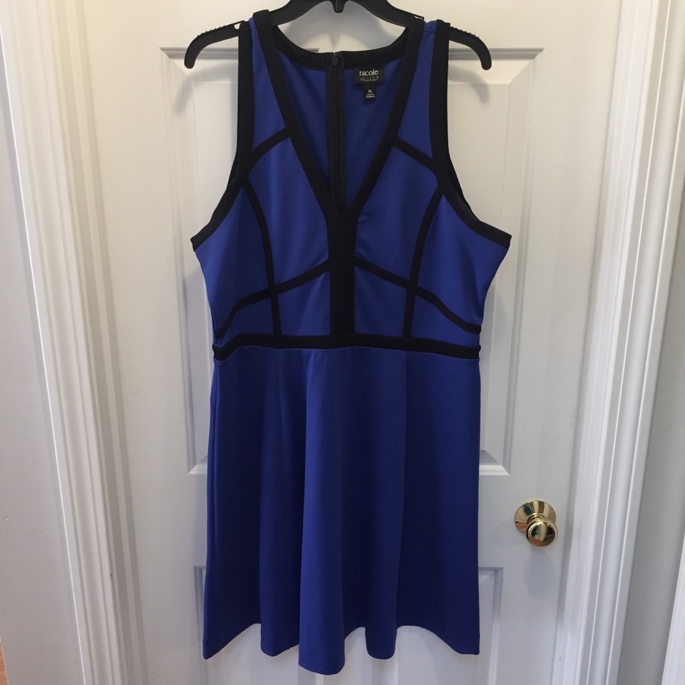 Nicole by Nicole Miller Blue Dress w Black Detail