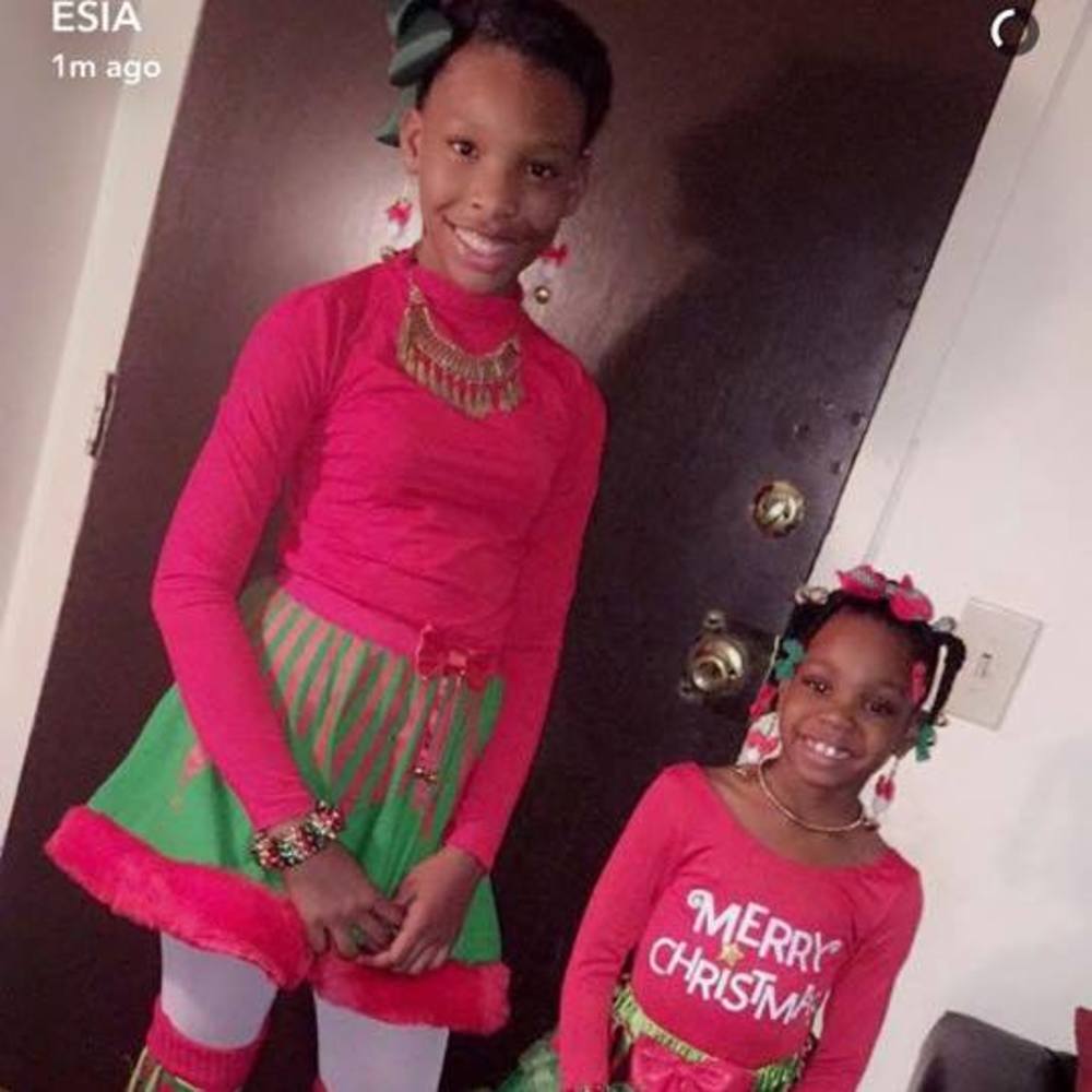 Meet your Posher, Esia