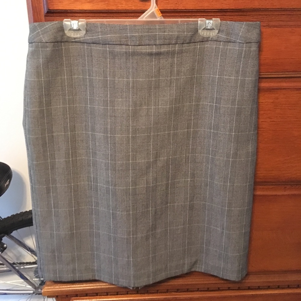 Pencil skirt