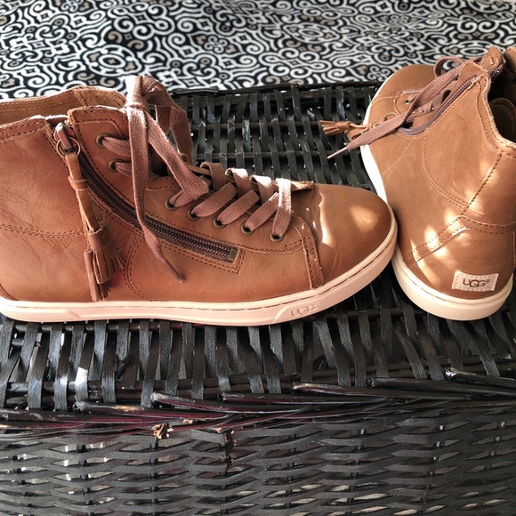 Ugg sneakers - Picture 3 of 4