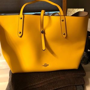 Coach tote