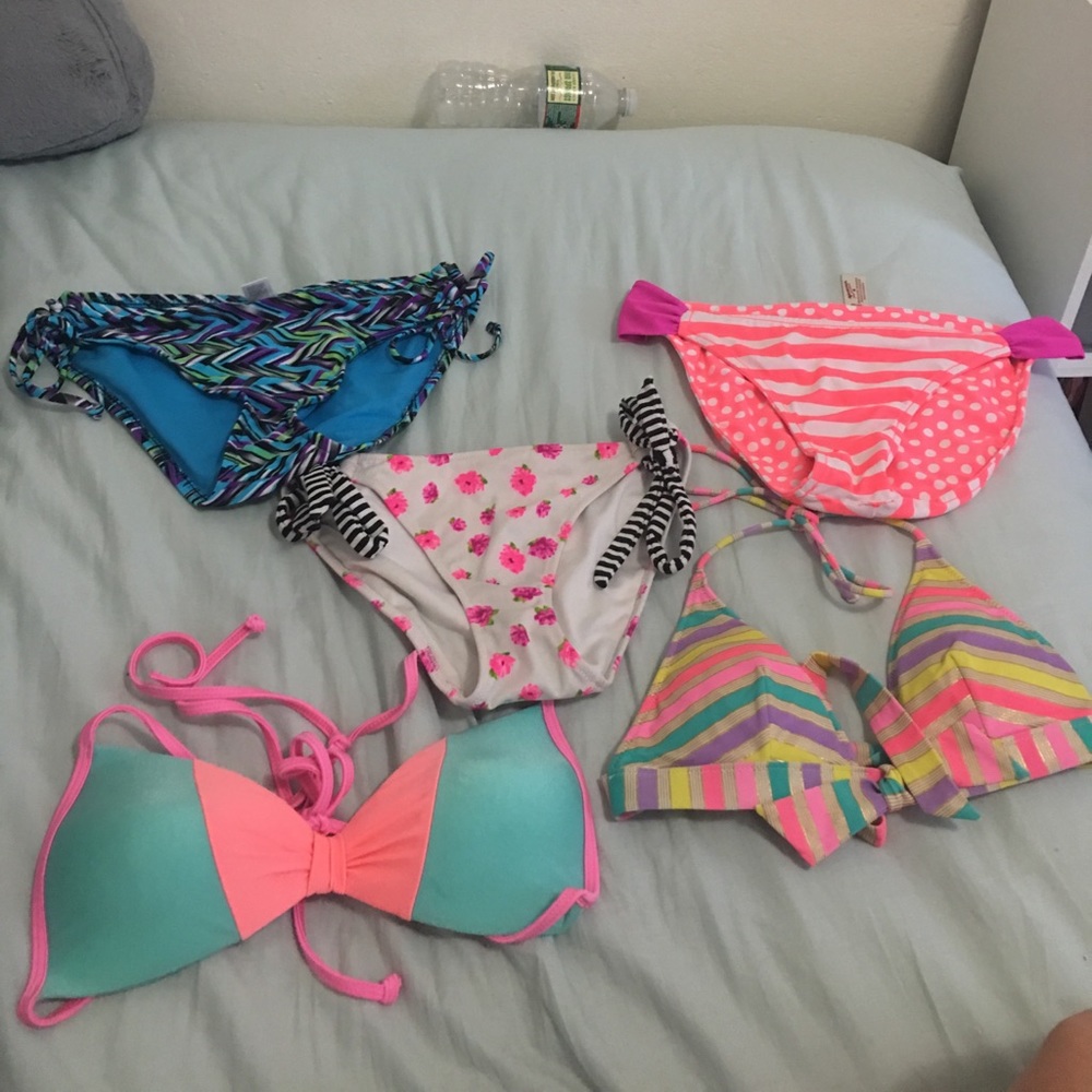 Bikini Bundle (Tops: small, bottoms: medium)