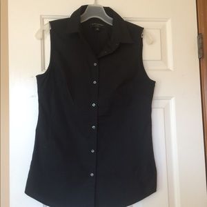 Banana Republic Sleeveless Button Down