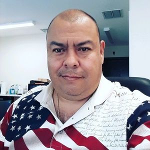 Meet your Posher, Luis