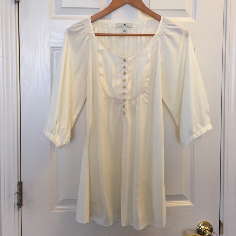 Banana Republic silk blend blouse