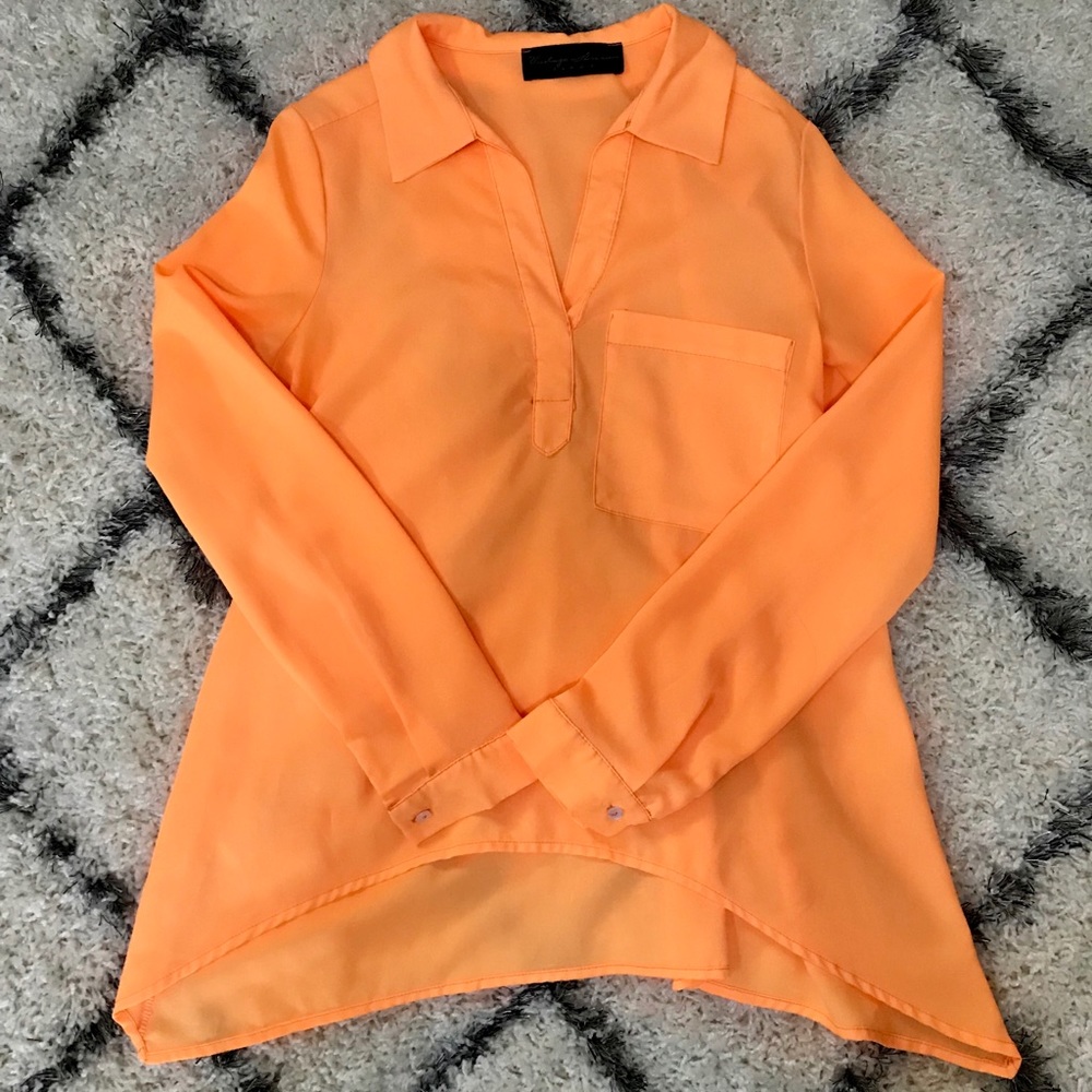 Tilted Hem Blouse 🌝