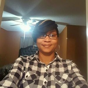 Meet your Posher, Celeste