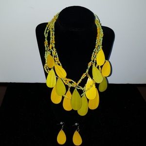 Beaded and wooded necklace and earring set Beaded and wooded necklace and earring set