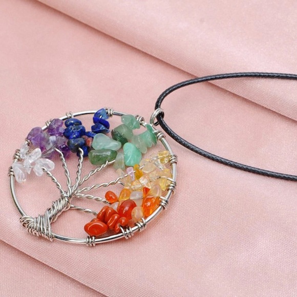 Handmade bohemian natural stone pendant necklace - Picture 2 of 6