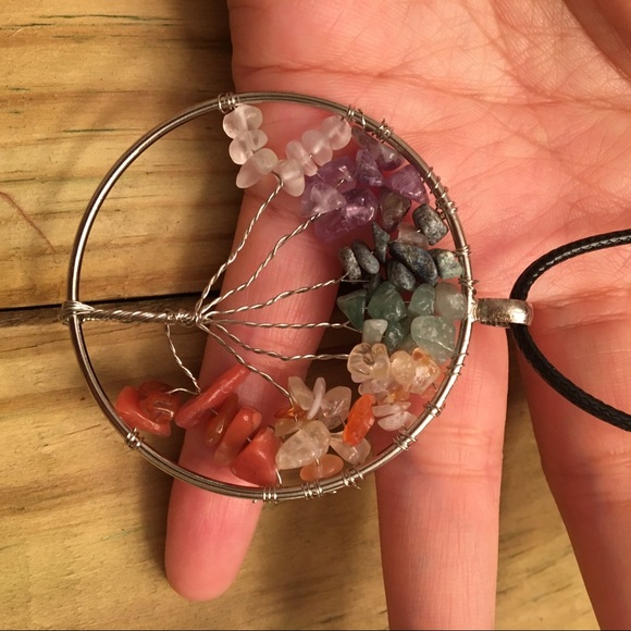 Handmade bohemian natural stone pendant necklace - Picture 5 of 6