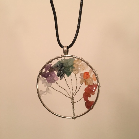 Handmade bohemian natural stone pendant necklace - Picture 6 of 6