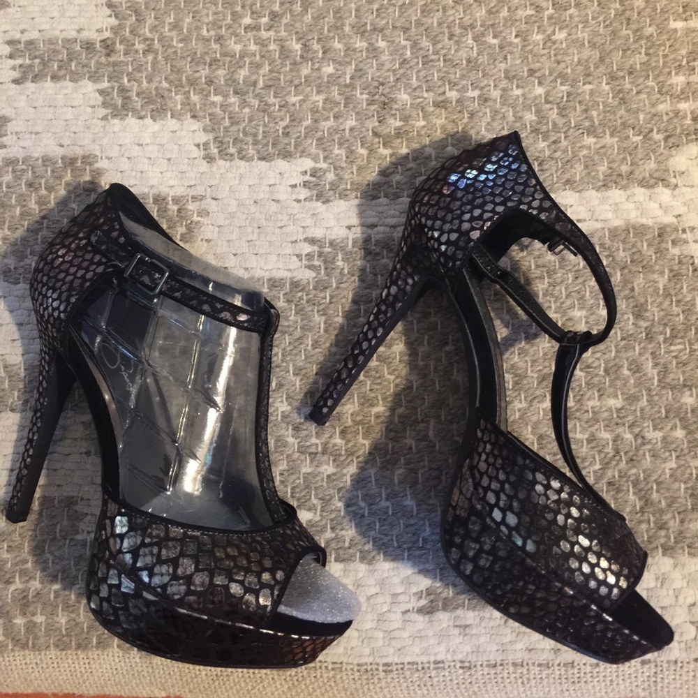 Jessica Simpson,style: JS-Bansi , color: gunmetal