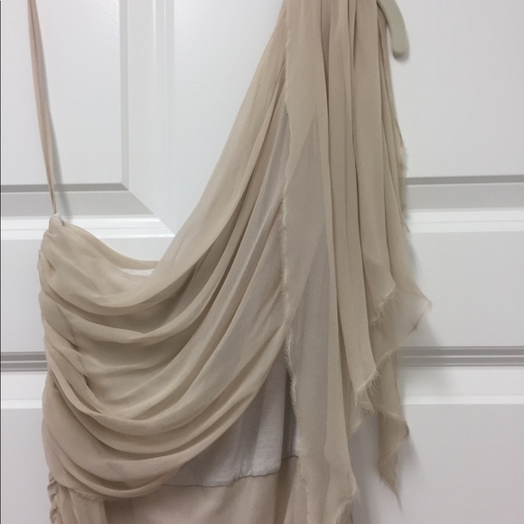Alice + Olivia- nude one shoulder dress- size L - Picture 3 of 4