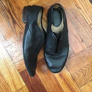 Frye black leather flats