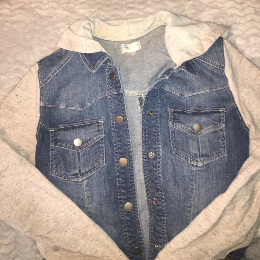 Jean Jacket - Picture 2 of 3