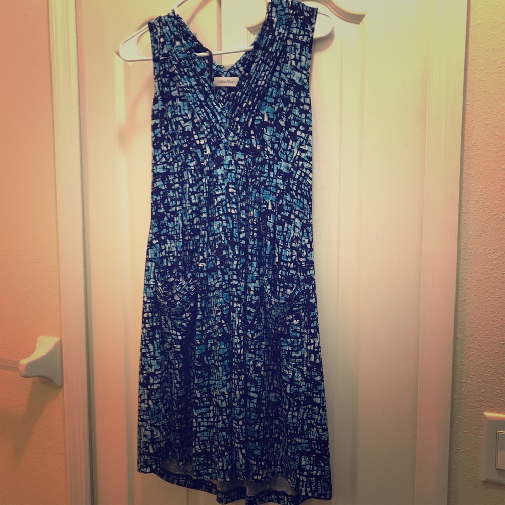 Calvin Klein Shift Dress with pockets!