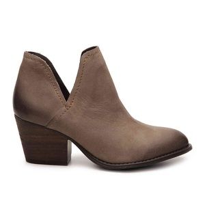 Steve Madden ADELPHIE BOOTIE Size 10