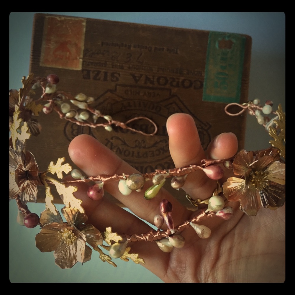 Heart of Gold’s ‘Wax Headpiece Rosegold”