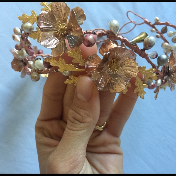 Heart of Gold’s ‘Wax Headpiece Rosegold”